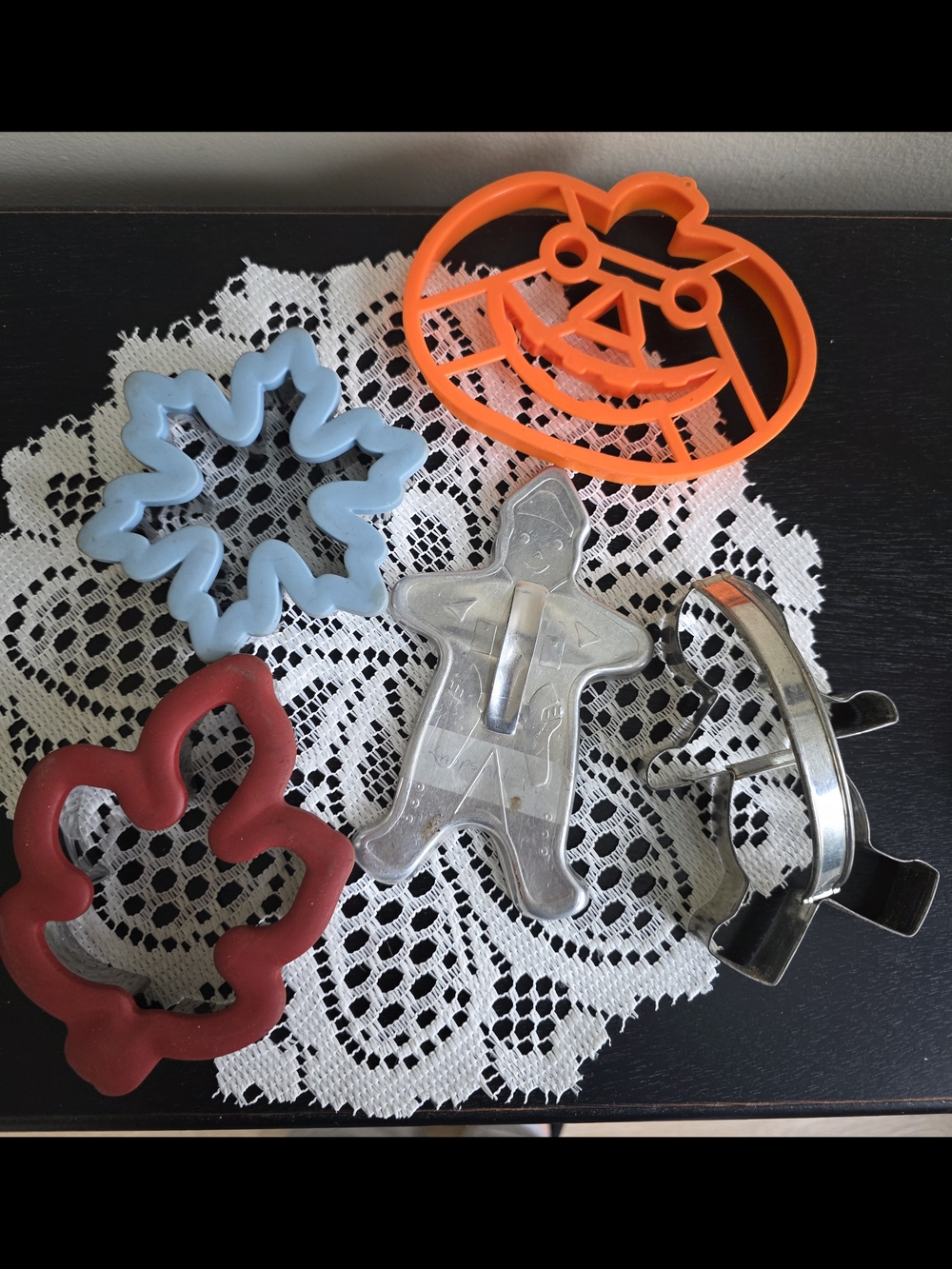 Assorted Vintage Holiday Cookie Cutters